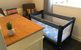 Beachhouse SeaBreeze, ontspannen naast de zee!